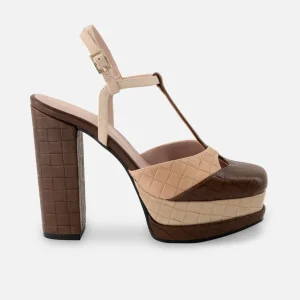 Zapatilla de piel para mujer multicolor con grabado tipo canasta